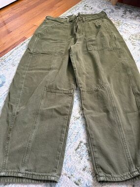 Universal Thread Women's Olive Green Cargo Jeans